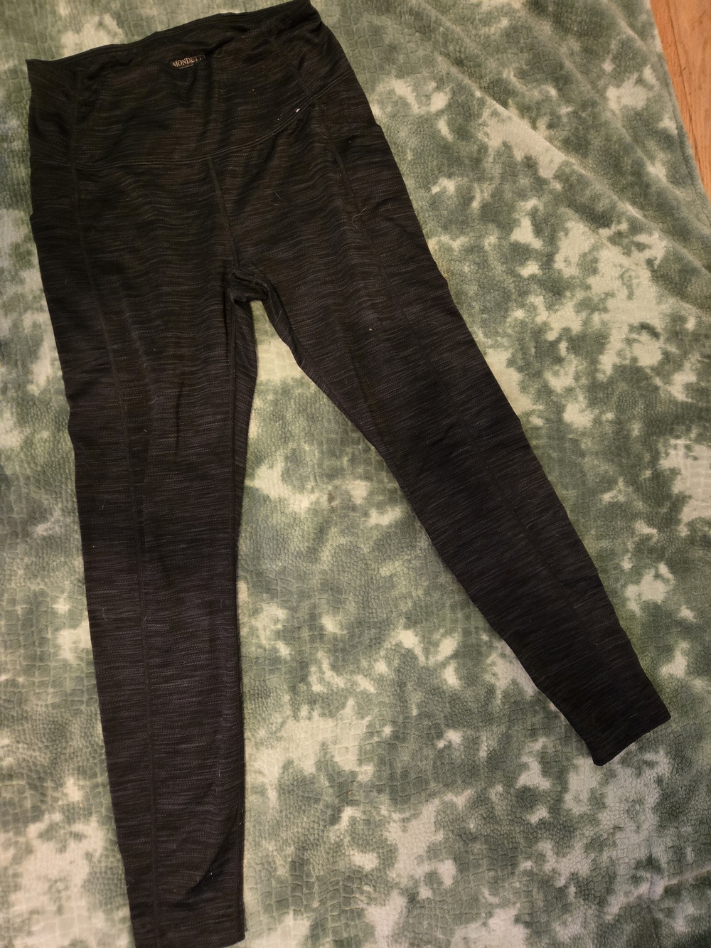 Mondetta Black Heathered Leggings
